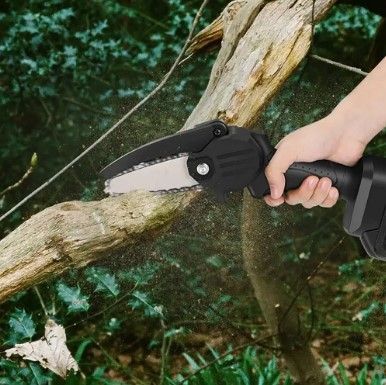 Акумуляторна ланцюгова пилка в кейсі 8", 48V, Lithium + 2 акумулятори / Міні електропила / Ручна садова пилка
